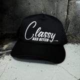 CLASSY CURVED BILL BLACK HAT