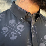 ESSENTIAL CROSSBONES & SKULL BUTTON UP